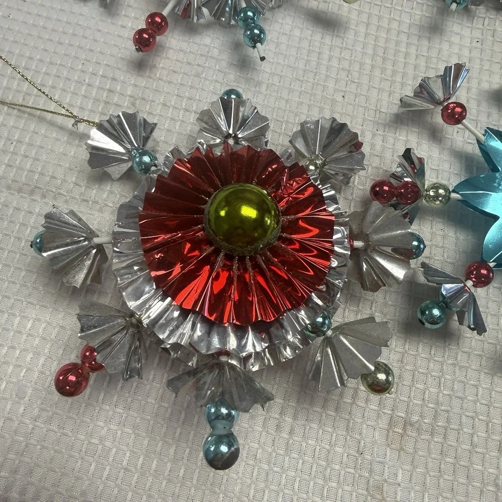 5 MCM Atomic Starburst Christmas Ornaments Mercury Beads Aluminum Turquoise